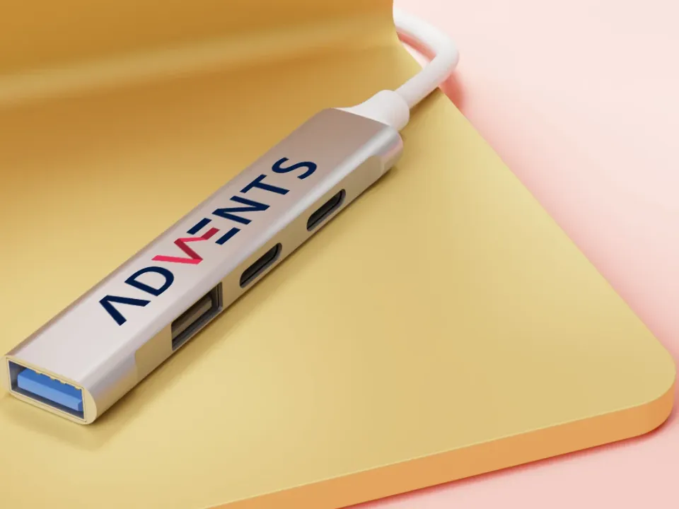 Hub USB-C multipuerto de aluminio personalizado con logo, foto 5