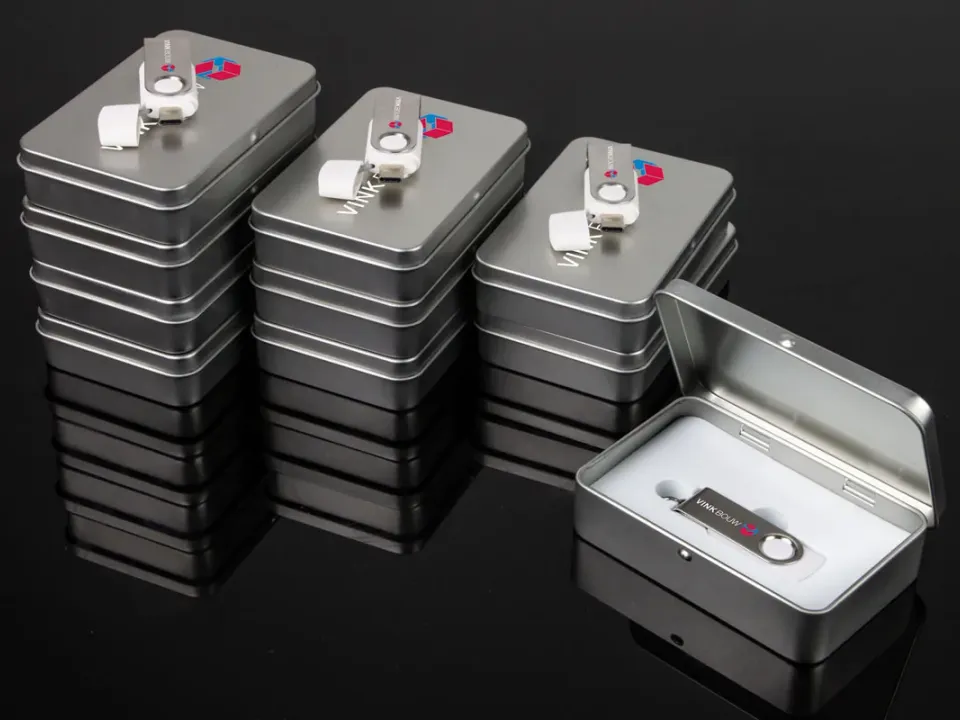 Swivel USB-A and USB-C customized with logo, photo 5