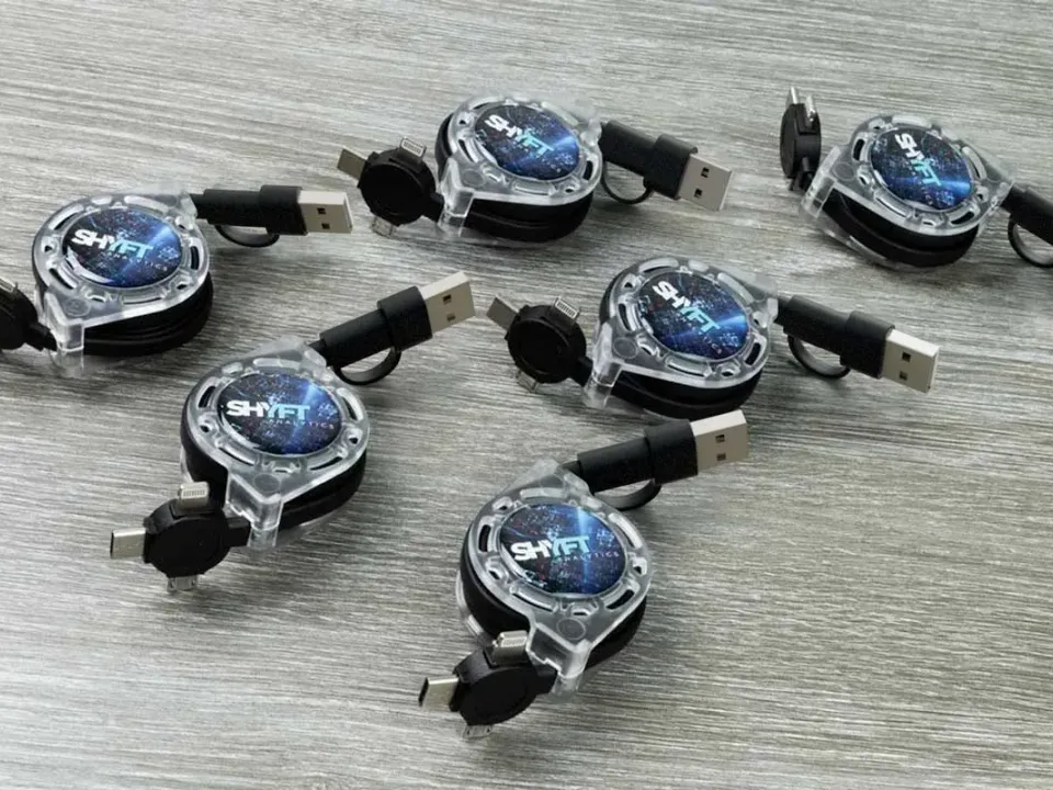 Retractable multi-connector cable customized with logo, photo 8