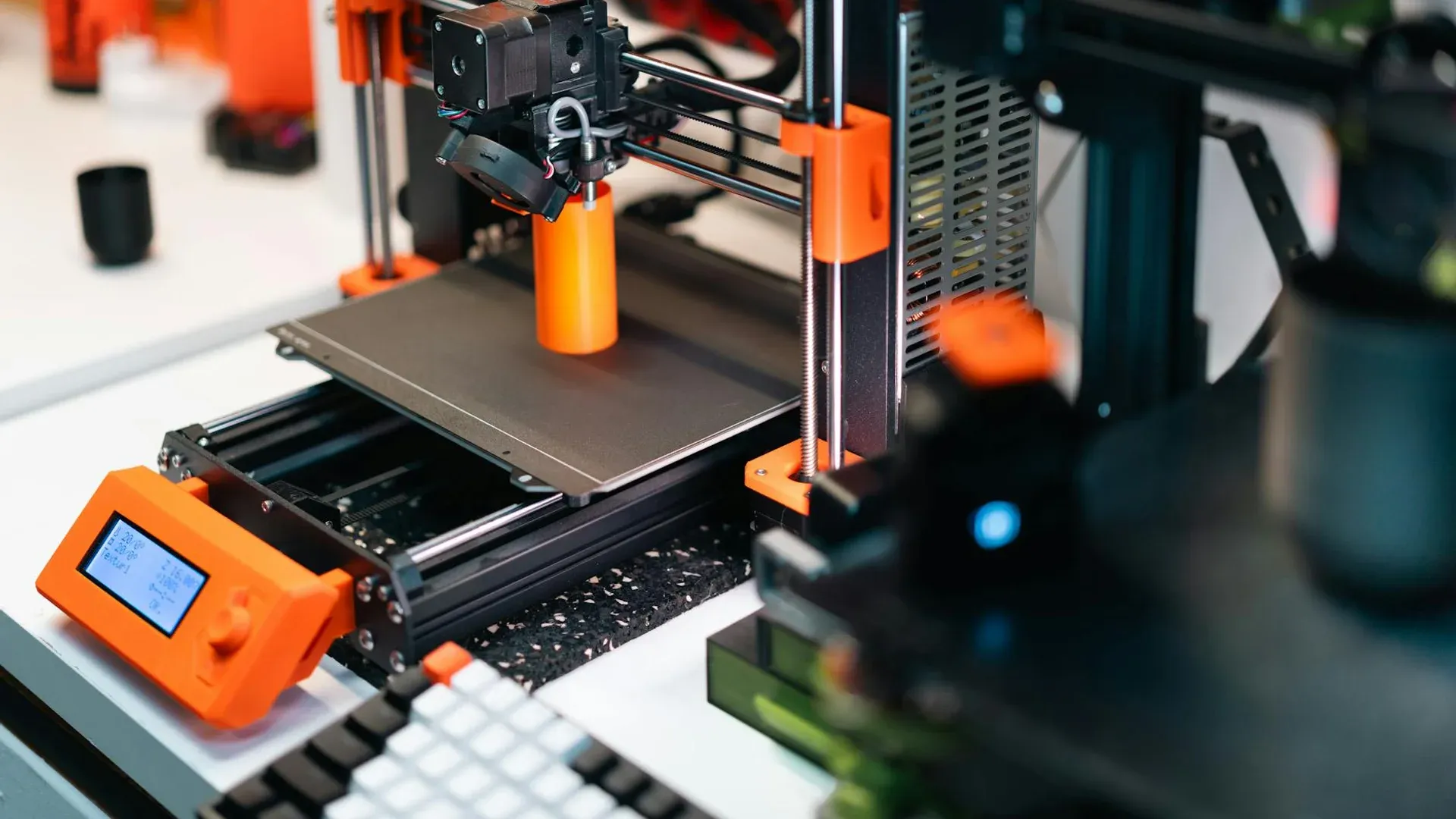 Pieza de material POP y prototipo por impresión 3D