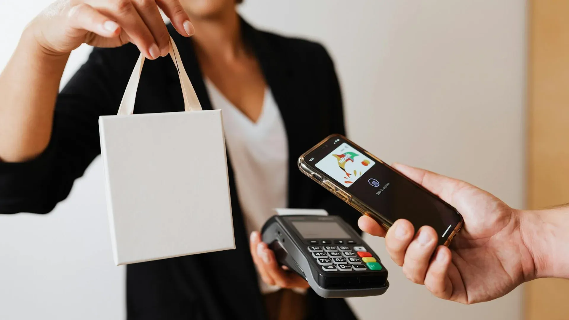 Tarjeta de presentación NFC personalizada